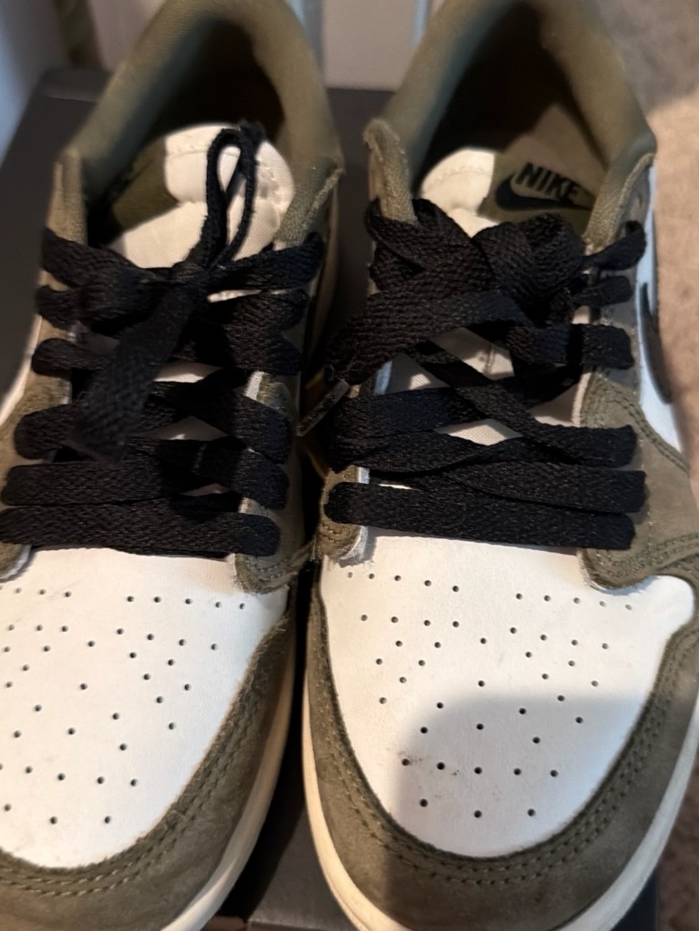Nike Men’s Low-Top Sneakers in White, Olive & Black